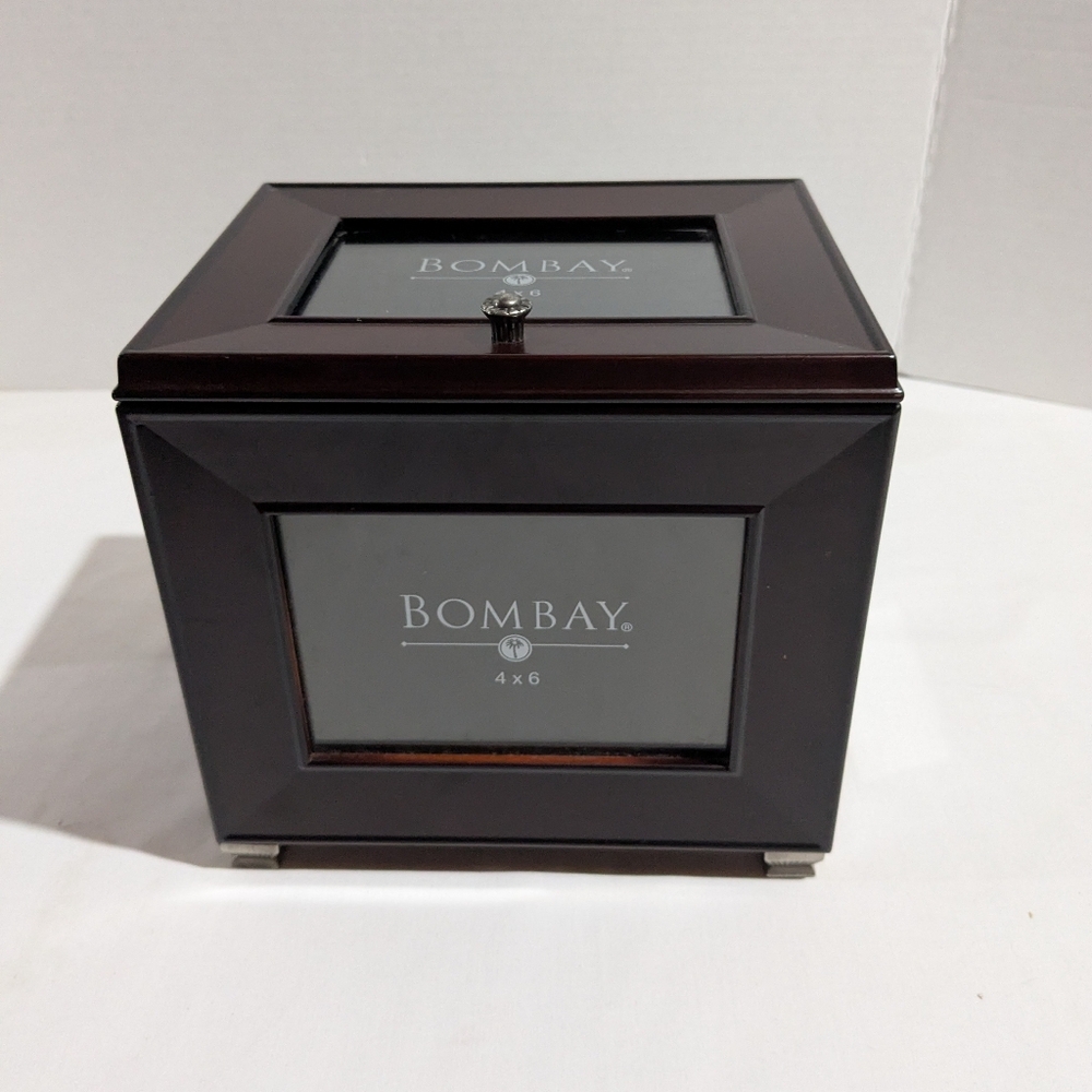 VTG Bombay Company Mahogany Wood Photo Holder Display Box Storage